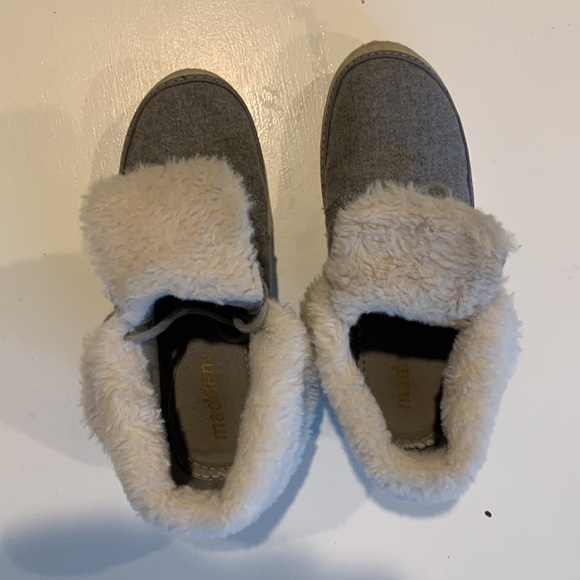 Madden NYC Milliee Faux Fur Sneakers Size 6 - Picture 4 of 6